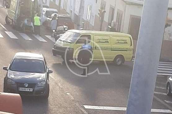  Atropello de una persona en la carretera de Melenara, a la altura del semáforo de Casas Nuevas/TA.